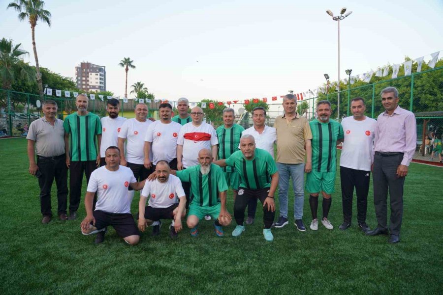 Erdemli’de Kurumlar Arası ’futbol Turnuvası’ Başladı