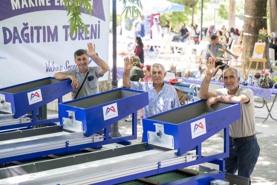 Mersin Büyükşehir Belediyesi Tarıma Can Suyu Olmaya Devam Ediyor