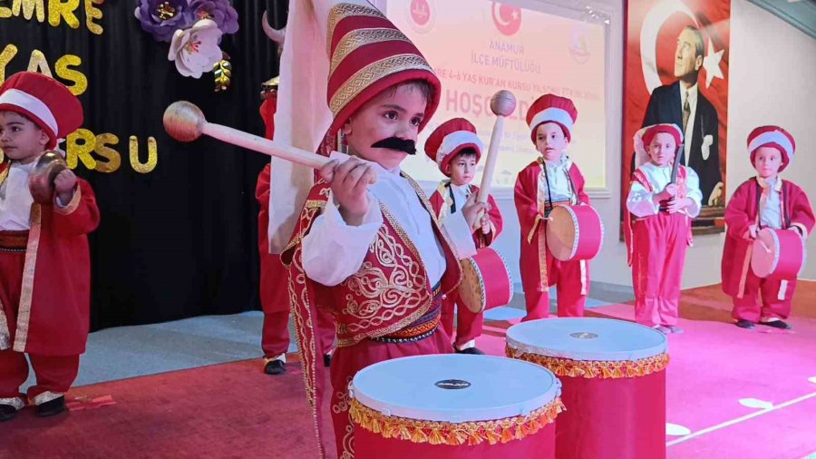 Anamur’da 4-6 Yaş Öğrencileri Yıl Sonu Heyecanı Yaşadı