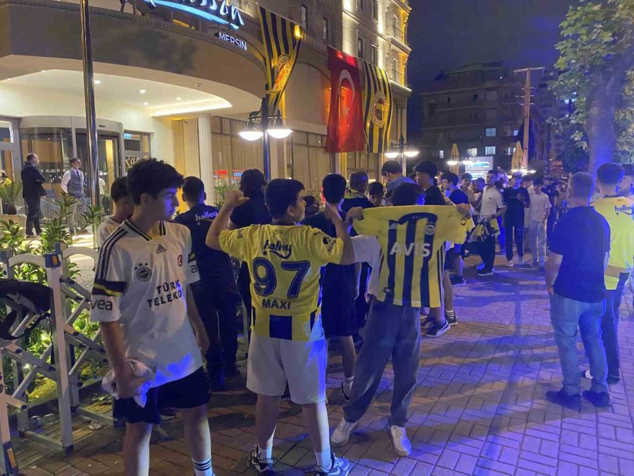Fenerbahçe Mersin’e Geldi