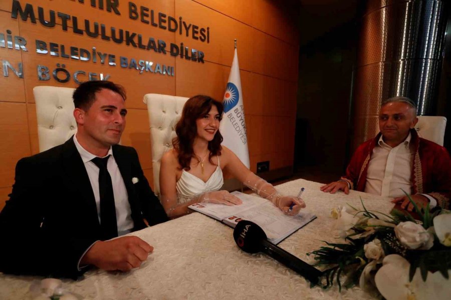 Antalya’da 25.05.2025 Yoğunluğu: 40 Çift "evet" Dedi