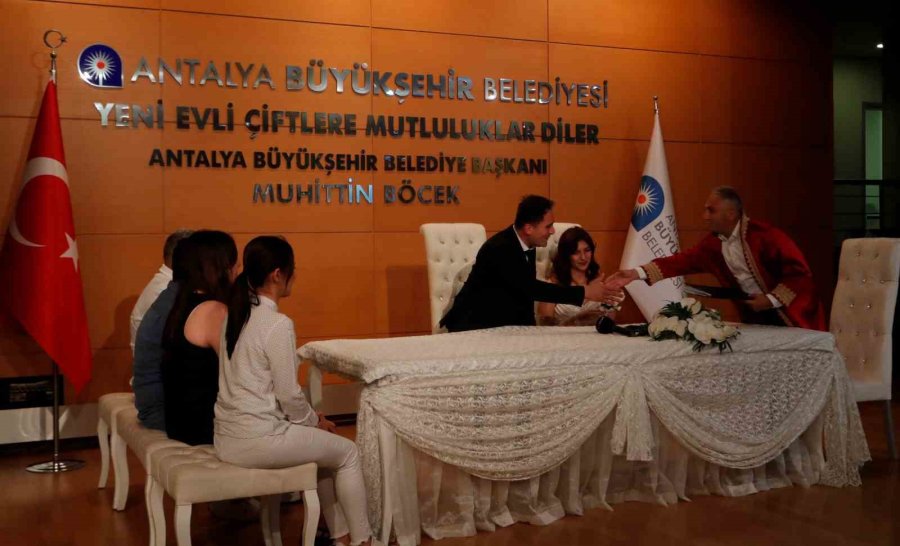 Antalya’da 25.05.2025 Yoğunluğu: 40 Çift "evet" Dedi