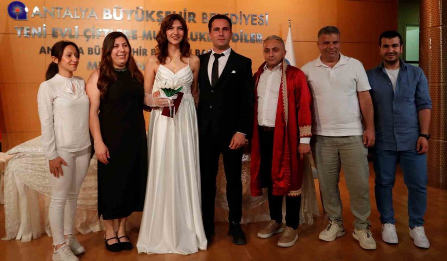 Antalya’da 25.05.2025 Yoğunluğu: 40 Çift "evet" Dedi