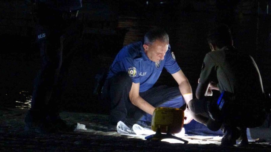 30 Metrelik Falezlerden Düşen Adam Hayatını Kaybetti