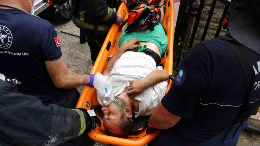 Antalya’da 15 Katlı Apartmanda Çıkan Yangında Adeta Can Pazarı Yaşandı