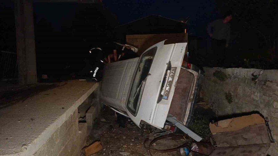 ‘balık Avlayacağım’ Deyip Patronundan Aldığı Araçla Evin Avlusuna Uçtu