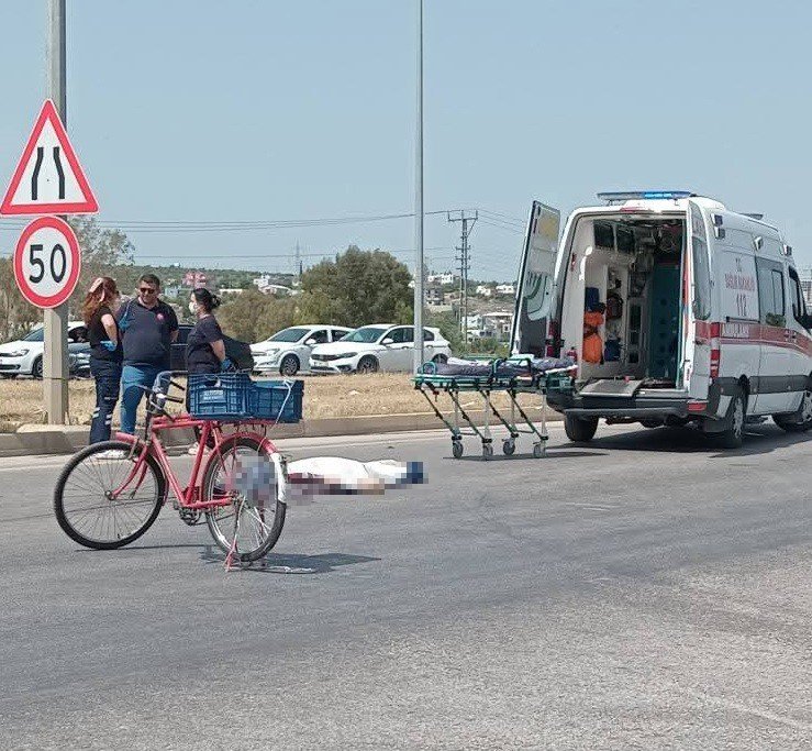Otomobilin Çarptığı Bisikletli Hayatını Kaybetti