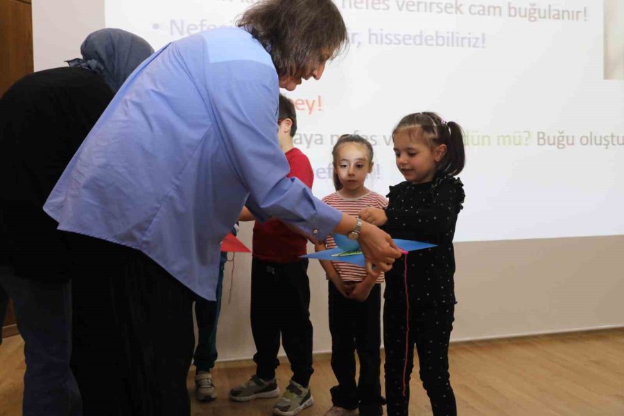 Anaokulu Öğrencileri Doktora Tezlerini Oyladı
