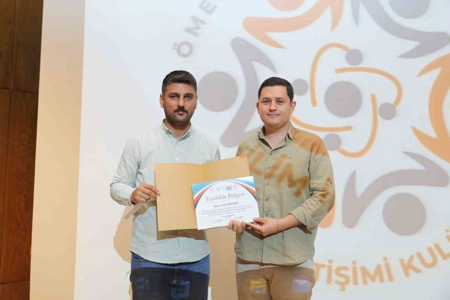 Anaokulu Öğrencileri Doktora Tezlerini Oyladı