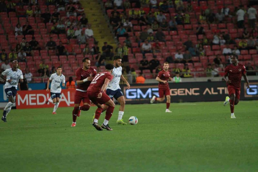 Trendyol Süper Lig: Atakaş Hatayspor: 0 - Fenerbahçe: 0 (maç Devam Ediyor)