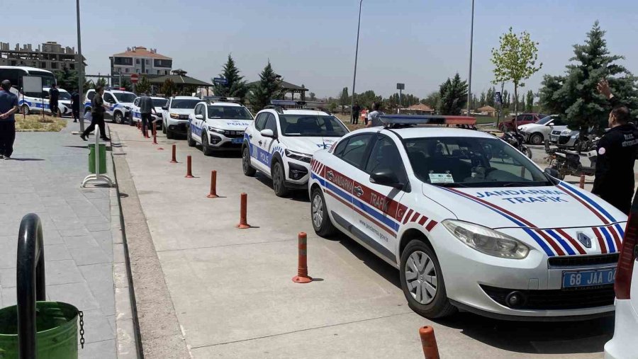 17 Yaşındaki Genç Arazi Kavgasında Tüfeği Ateşledi, Bir Kişiyi Ve Yanlışlıkla Babasını Vurdu