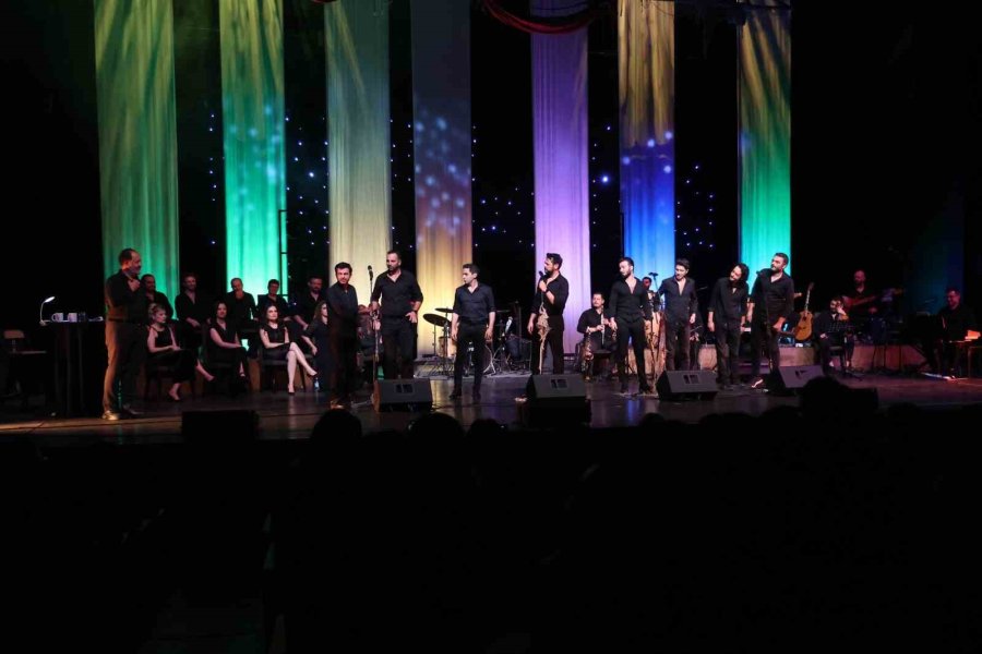 Aşt 41. Yılında Seyirci Rekoru Kırdı