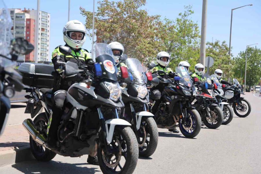 Konya’nın İlk Kadın Şahin Polisleri Görevde
