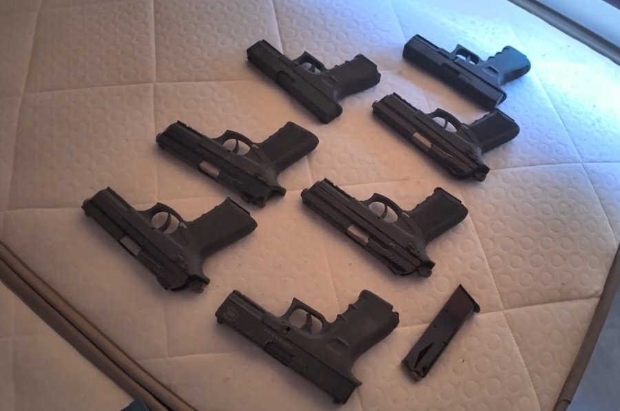 Uyuşturucu Tacirinin Zulası Şaşırttı: Kokain, Esrar Ve Silahlar Ele Geçirildi