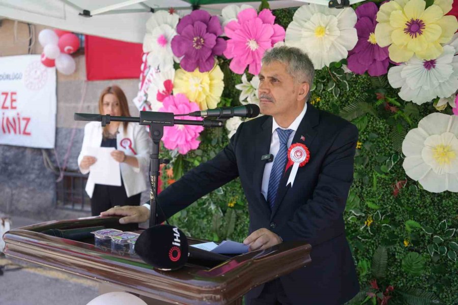 Niğde’de Hayat Boyu Öğrenme Sergisi Açıldı