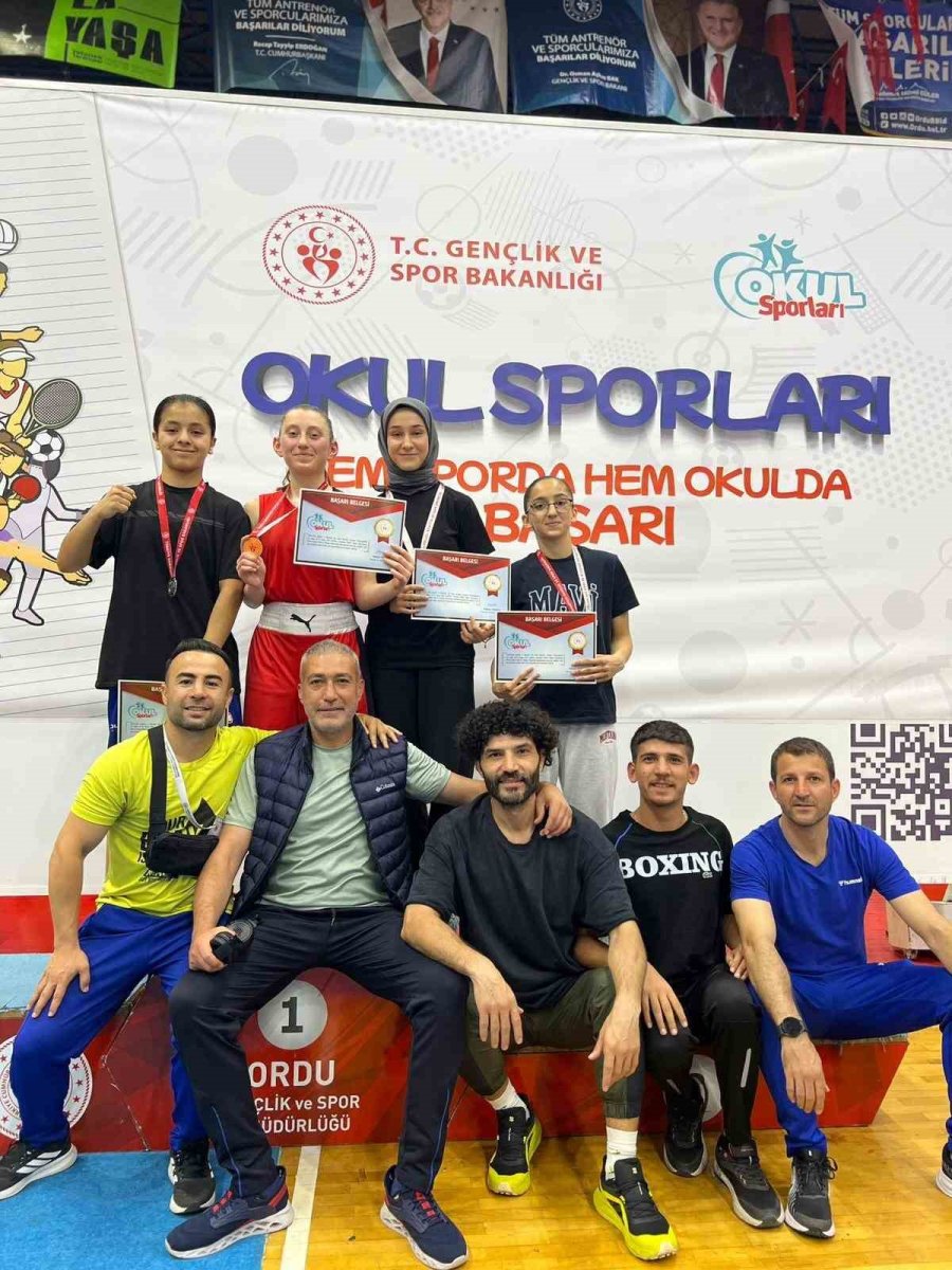 Niğdeli Boksörlerden Türkiye Şampiyonası’nda Büyük Başarı