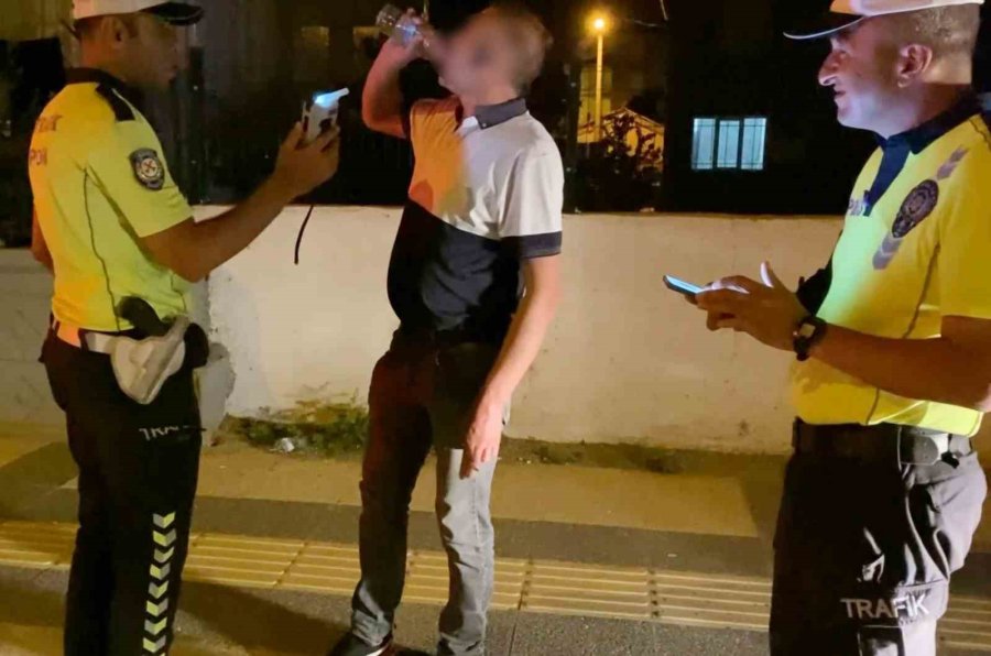 1.24 Promil Alkollü Yakalandı, "ekmeğimle Oynuyorsunuz" Dedi