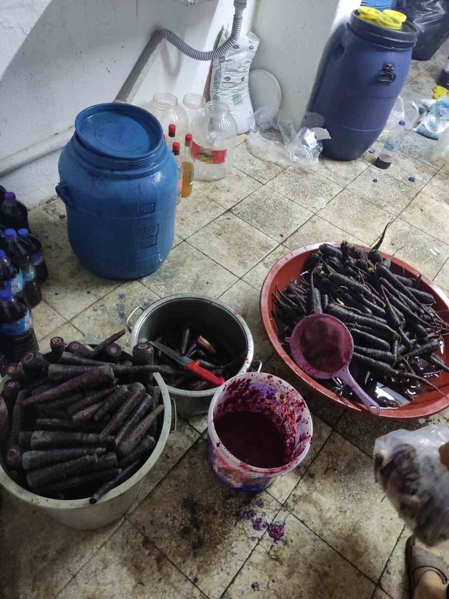 Halk Sağlığını Tehdit Eden Ruhsatsız Şalgam İmalathanesi Mühürlendi