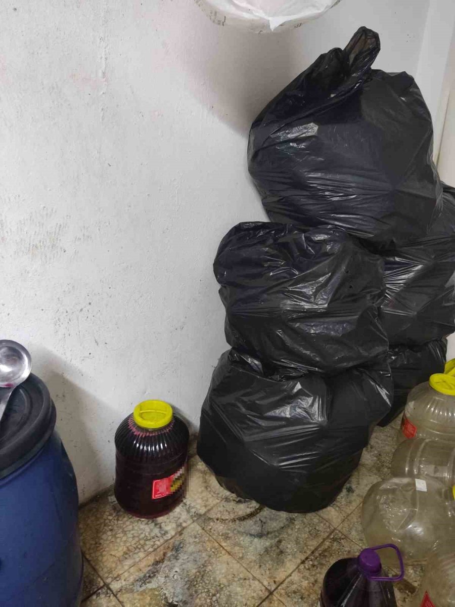 Halk Sağlığını Tehdit Eden Ruhsatsız Şalgam İmalathanesi Mühürlendi