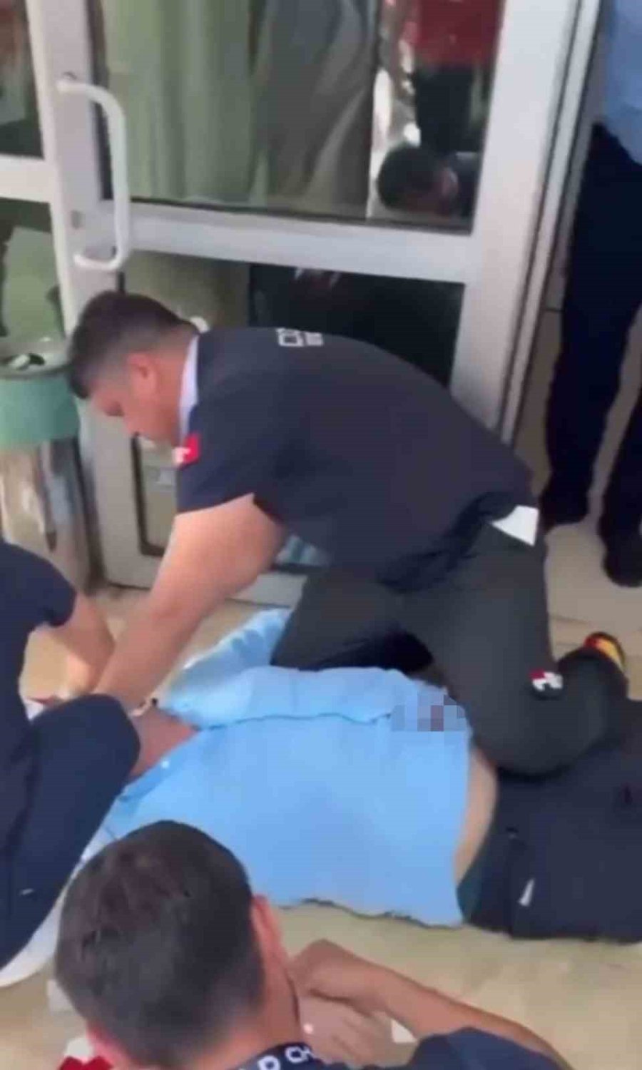 Dünya Şampiyonası’nda Azerbaycan Muaythai Federasyon Başkanı’na Bıçaklı Saldırı