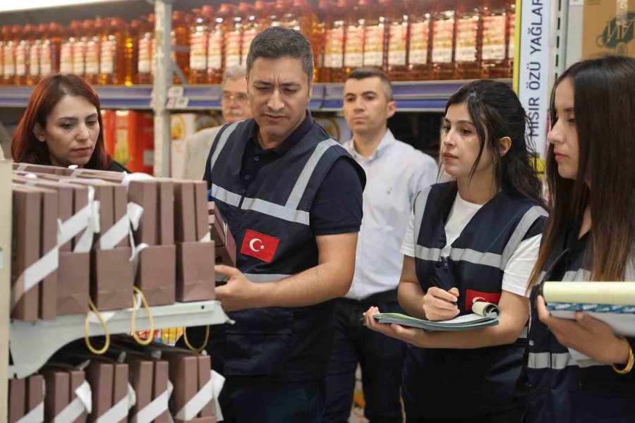 Konya’da Bayram Öncesi Marketlerde Denetim