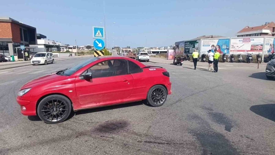 Manavgat’ta Motosiklet Kazası: 1 Yaralı