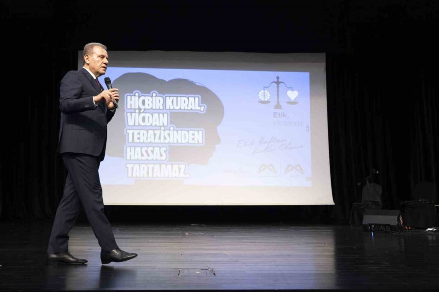 Başkan Seçer: "en Mükemmel Hizmeti Yapmak Zorundayız"