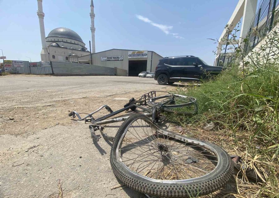 Tırın Çarptığı Bisikletli Çocuk Öldü, Sürücü Kaçtı