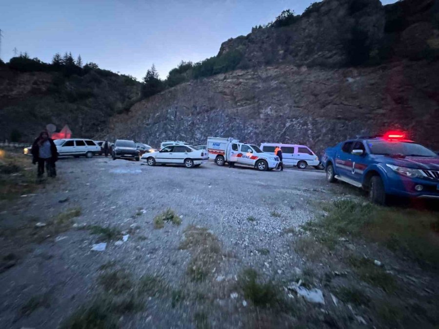 Konyalı Kayıp Öğretmen Uçurumda Ölü Bulundu