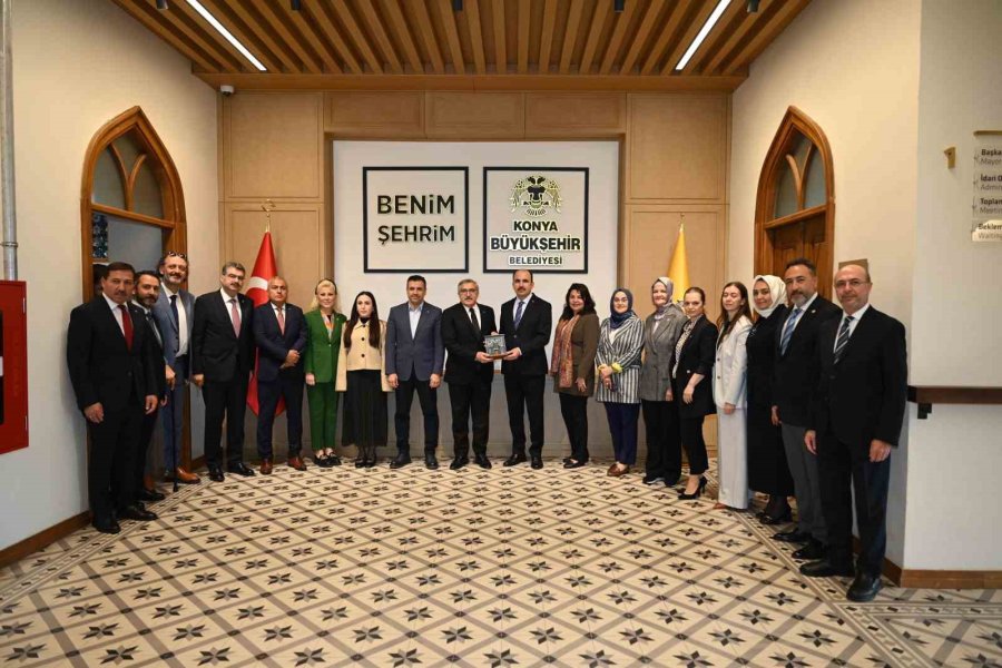 Ak Parti Genel Başkan Yardımcısı Yayman Başkan Altay’ı Ziyaret Etti