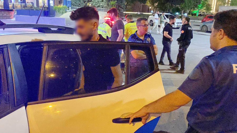 Yasal Sınırın 5 Katı Üzerinde Alkollü Yakalandı, "asgari Ücretle Çalışıyorum" Dedi