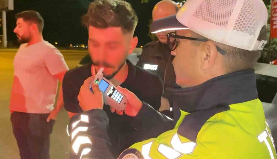 Yasal Sınırın 5 Katı Üzerinde Alkollü Yakalandı, "asgari Ücretle Çalışıyorum" Dedi