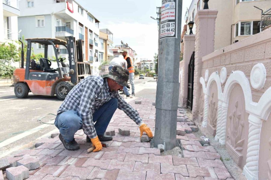 Kepez’de 51 Kilometrelik Kaldırım Çalışması