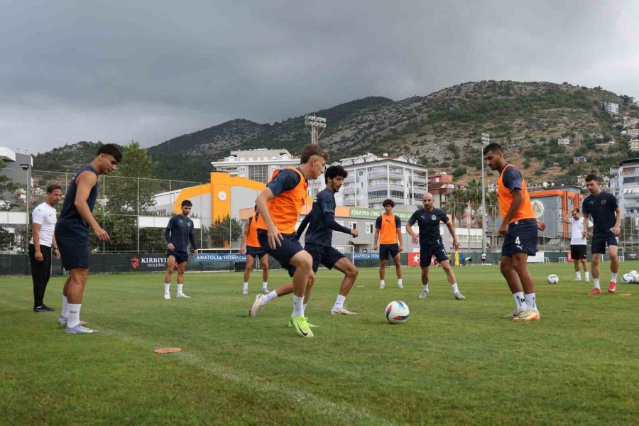 Alanyaspor, Sivasspor Maçı Hazırlıklarını Tamamladı