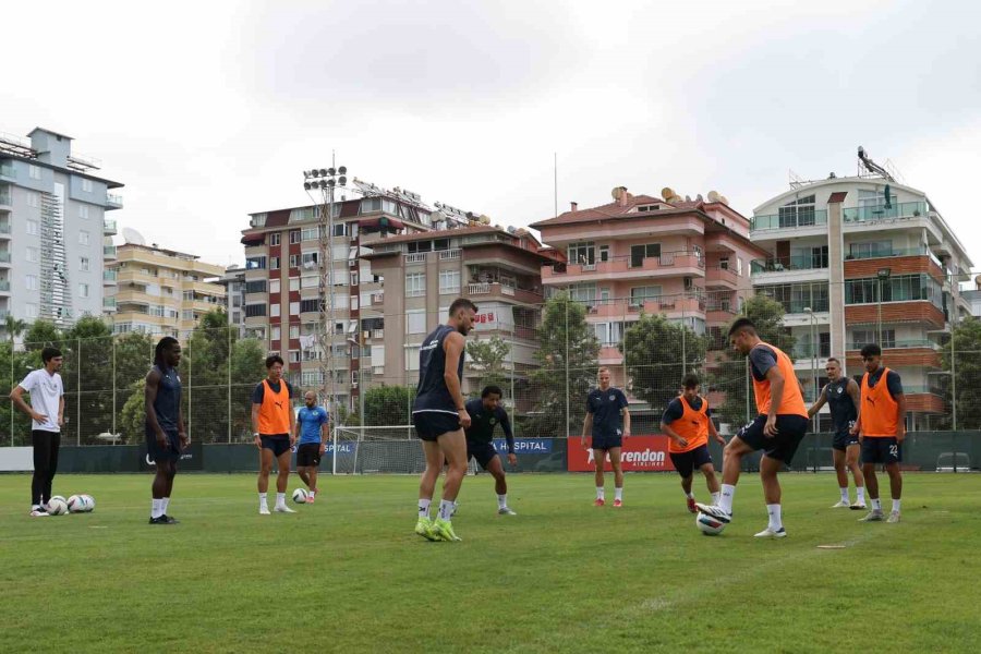 Alanyaspor, Sivasspor Maçı Hazırlıklarını Tamamladı