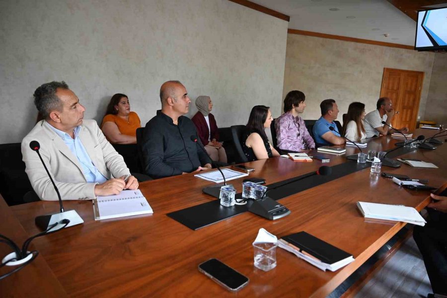 Kemer Belediyesi’nde Halkla İlişkiler Ve İletişim Semineri