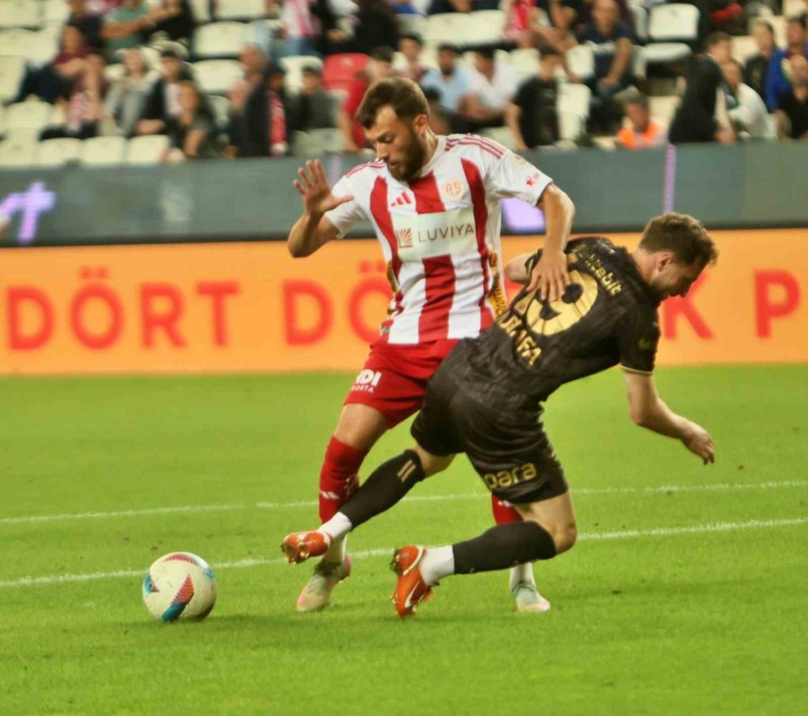 Trendyol Süper Lig: Antalyaspor: 0 - Trabzonspor: 2 (maç Sonucu)