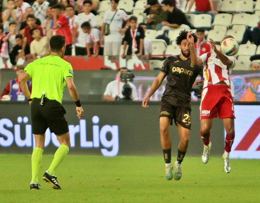 Trendyol Süper Lig: Antalyaspor: 0 - Trabzonspor: 2 (maç Sonucu)