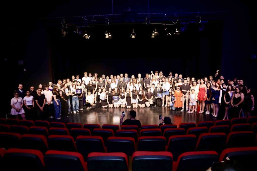 Alanya Liseler Arası Tiyatro Festivali Sona Erdi