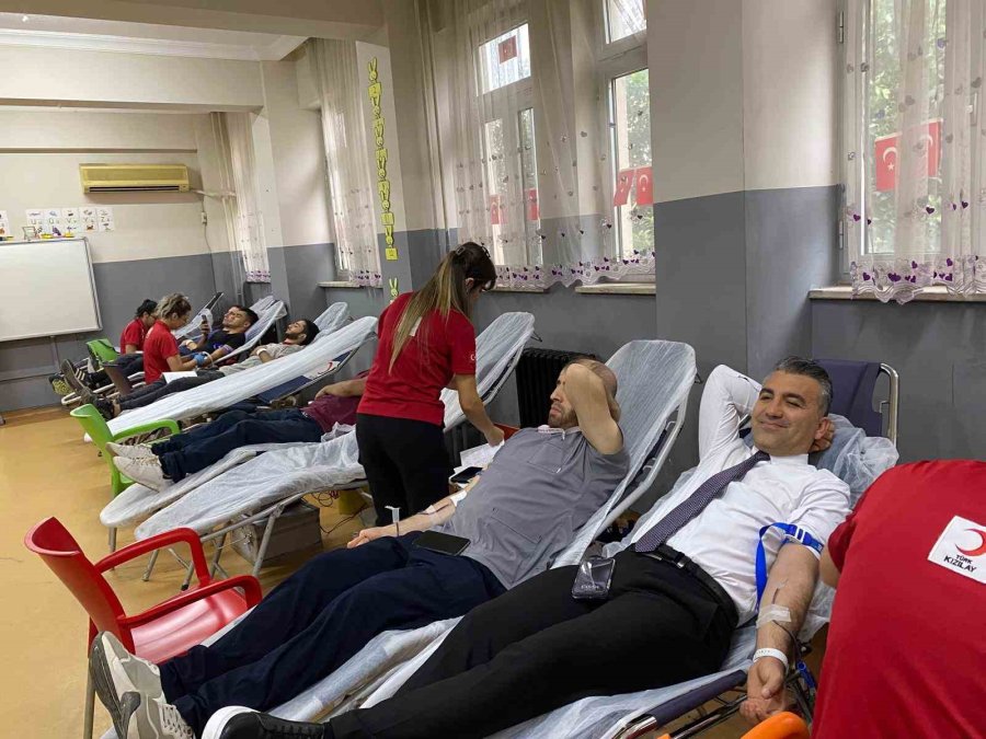 Kepez’de Öğrencilerden Anlamlı Etkinlik