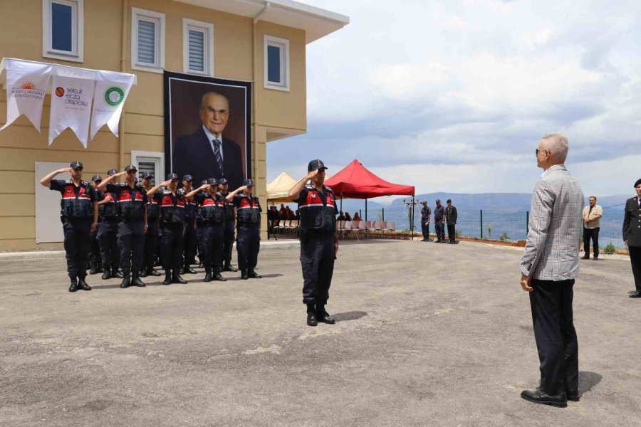 Kazancı Jandarma Karakol Komutanlığı İle Lojman Binası Hizmete Açıldı