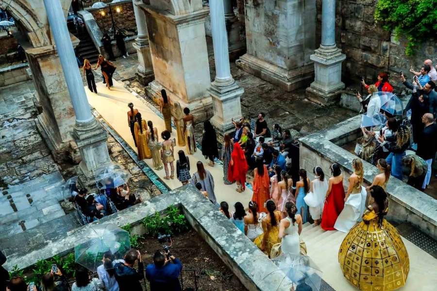 Tarih İle Modanın Muhteşem Buluşması