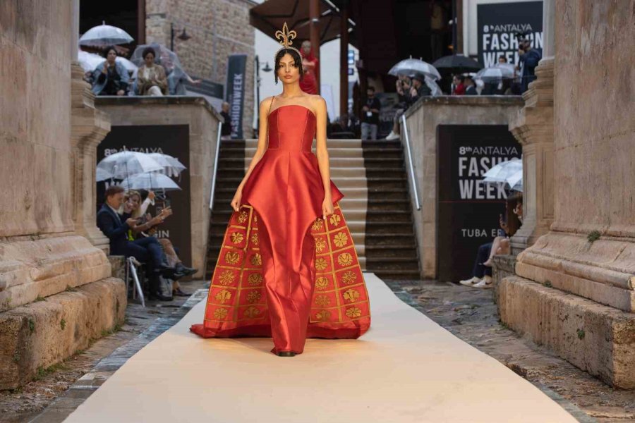 Tarih İle Modanın Muhteşem Buluşması