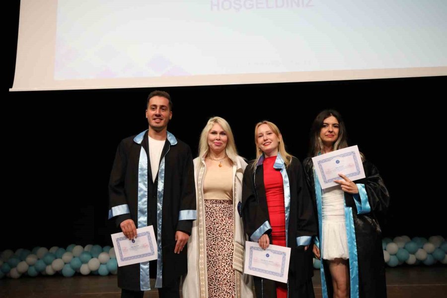 Akdeniz Üniversitesi Rektörü Prof. Dr. Özkan: "öğrencileri Siyasete Alet Etmeyin"