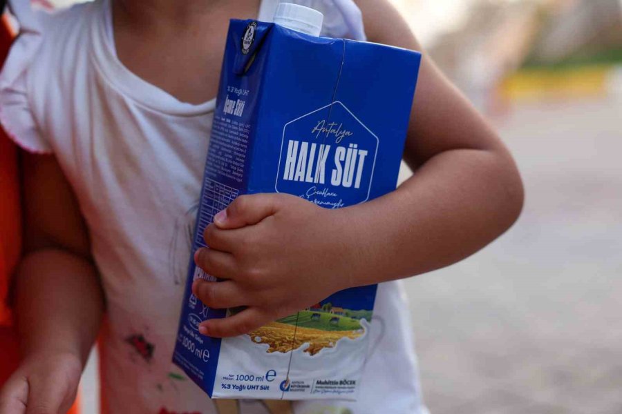 Halk Süt Projesi 5 Yılda 30 Bin Çocuğa Ulaştı
