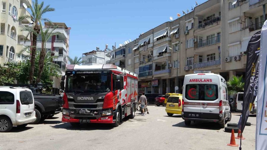 Balkonda Çıkan Yangın Korkuttu