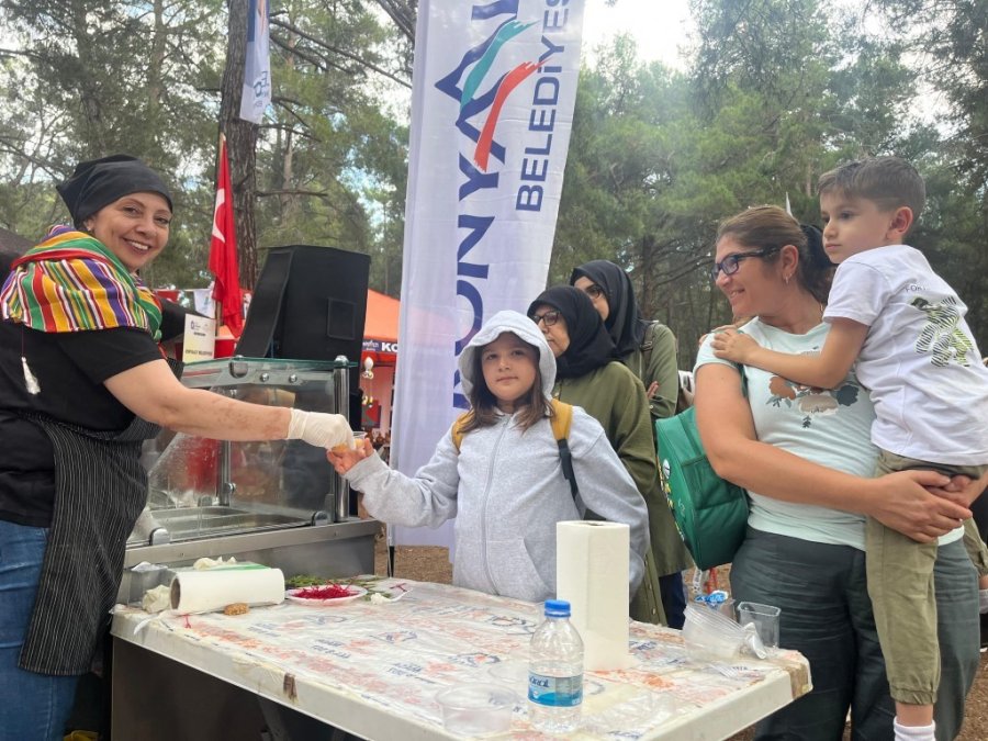 Yörük Festivali’nde Konyaaltı Çadırı İlgi Gördü