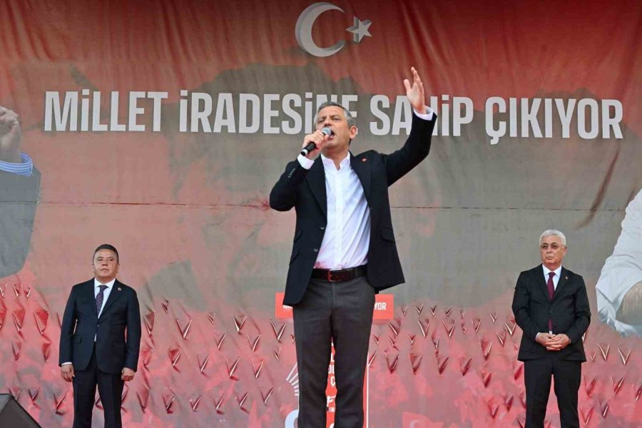 Chp Genel Başkanı Özel: "antalya Milletin Kalesidir"