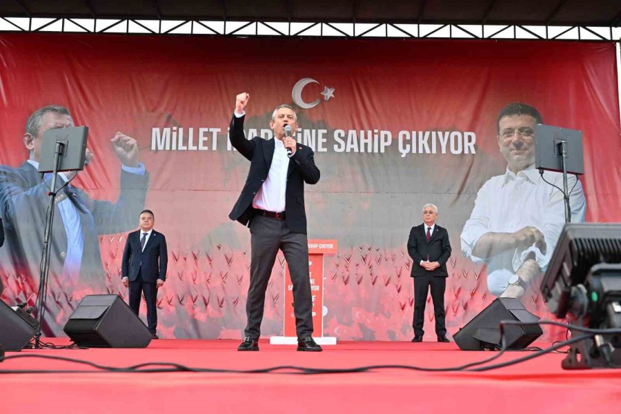 Chp Genel Başkanı Özel: "antalya Milletin Kalesidir"