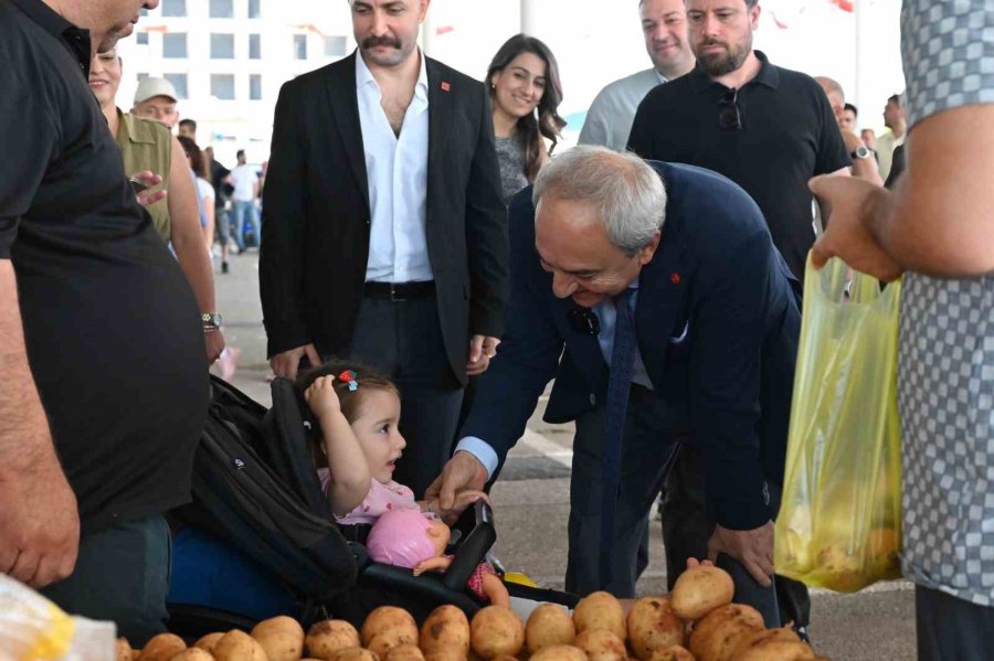 Çankaya Mahallesinin İlk Kapalı Pazarı Hizmete Açıldı